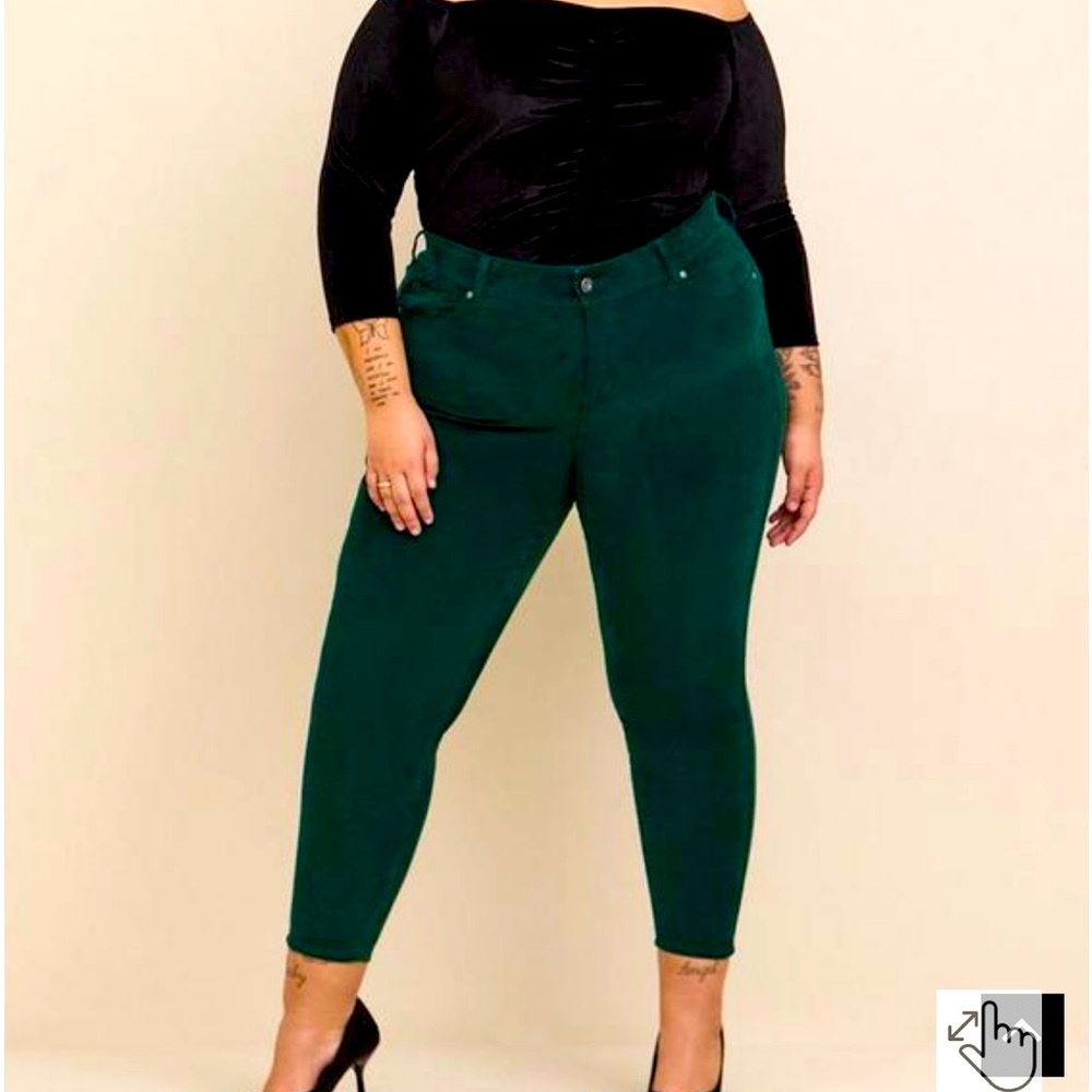 Bombshell Skinny Corduroy High-Rise Jean